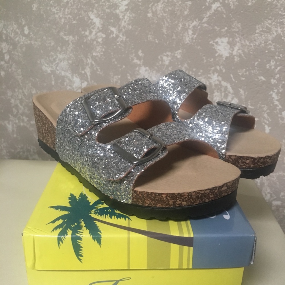 Wedge sandals